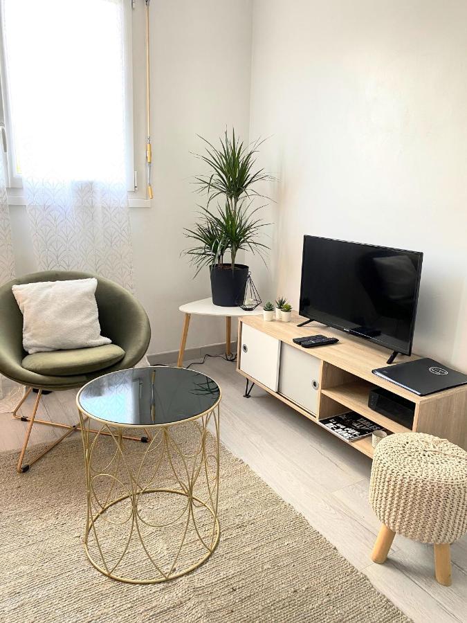 Cosy Apartment แคลร์มงต์-แฟร์รองด์ ภายนอก รูปภาพ